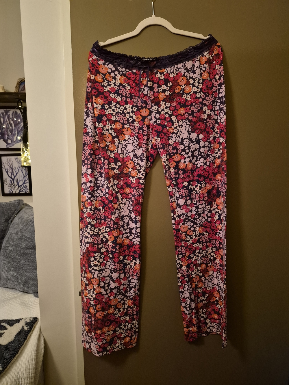 Juicy Couture Women's Floral Lounge Pants - Large